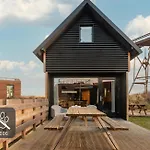 Parque de vacaciones Basecamp Tiny House Eco-resort