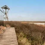 Basecamp Tiny House Eco-resort IJmuiden