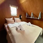 Basecamp Tiny House Eco-resort Parque de vacaciones