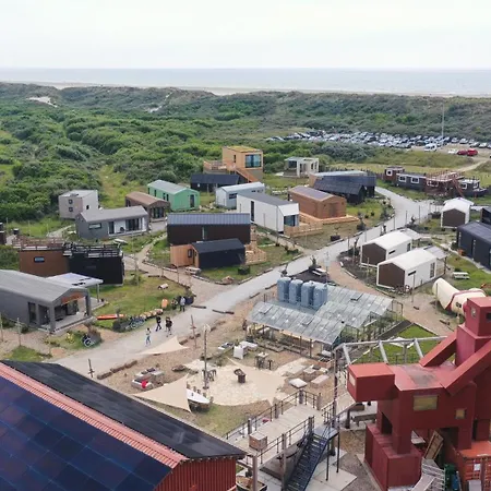 Basecamp Tiny House Eco-resort IJmuiden