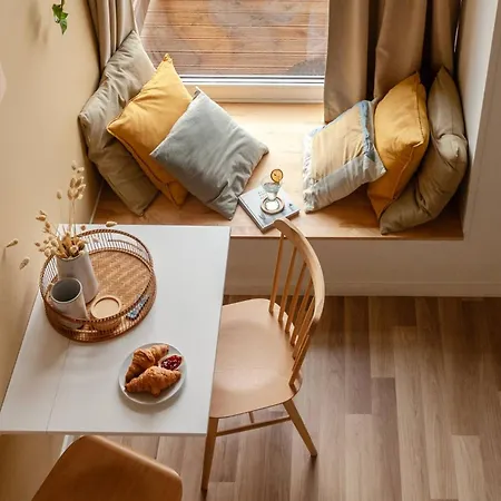Basecamp Tiny House Eco-resort IJmuiden