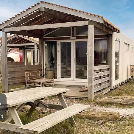 Basecamp Tiny House Eco-resort * איימאודן
