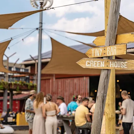 Basecamp Tiny House Eco-resort Prázdninový areál IJmuiden