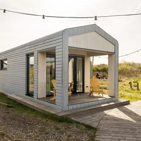 ホリデーパーク Basecamp Tiny House Eco-resort エイマイデン