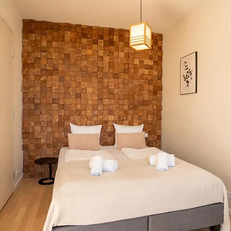 Basecamp Tiny House Eco-resort 假日公园 4*