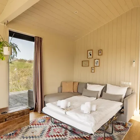 Basecamp Tiny House Eco-resort 4* IJmuiden