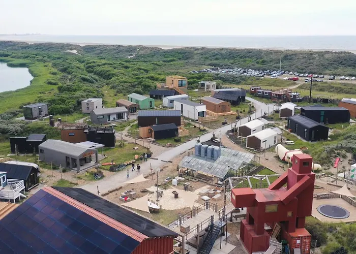 Basecamp Tiny House Eco-resort IJmuiden