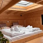 Basecamp Tiny House Eco-resort Holiday park