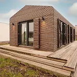 Basecamp Tiny House Eco-resort IJmuiden