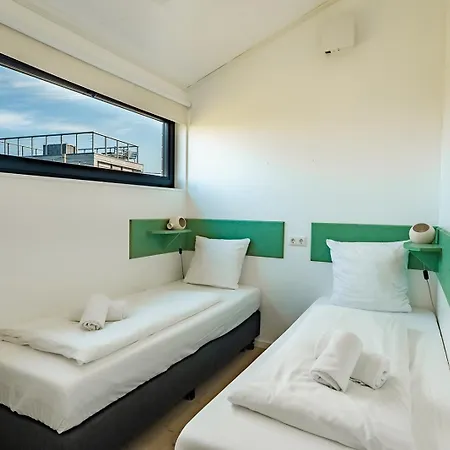Vakantiepark Basecamp Tiny House Eco-resort 4*