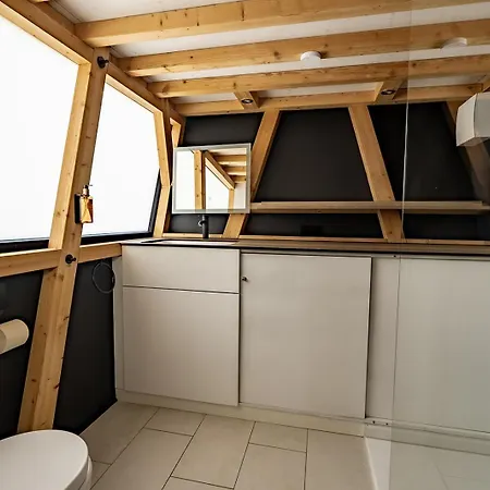 Basecamp Tiny House Eco-resort 4*