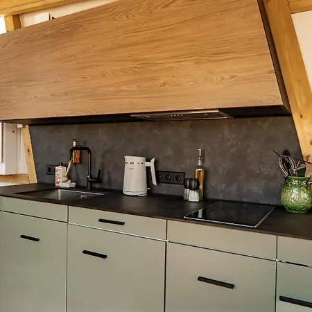 ホリデーパーク Basecamp Tiny House Eco-resort