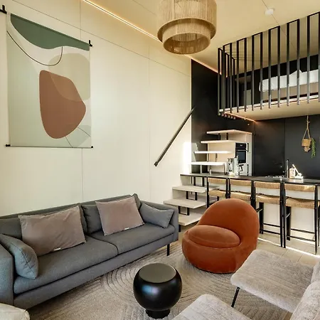 Basecamp Tiny House Eco-resort פארק נופש